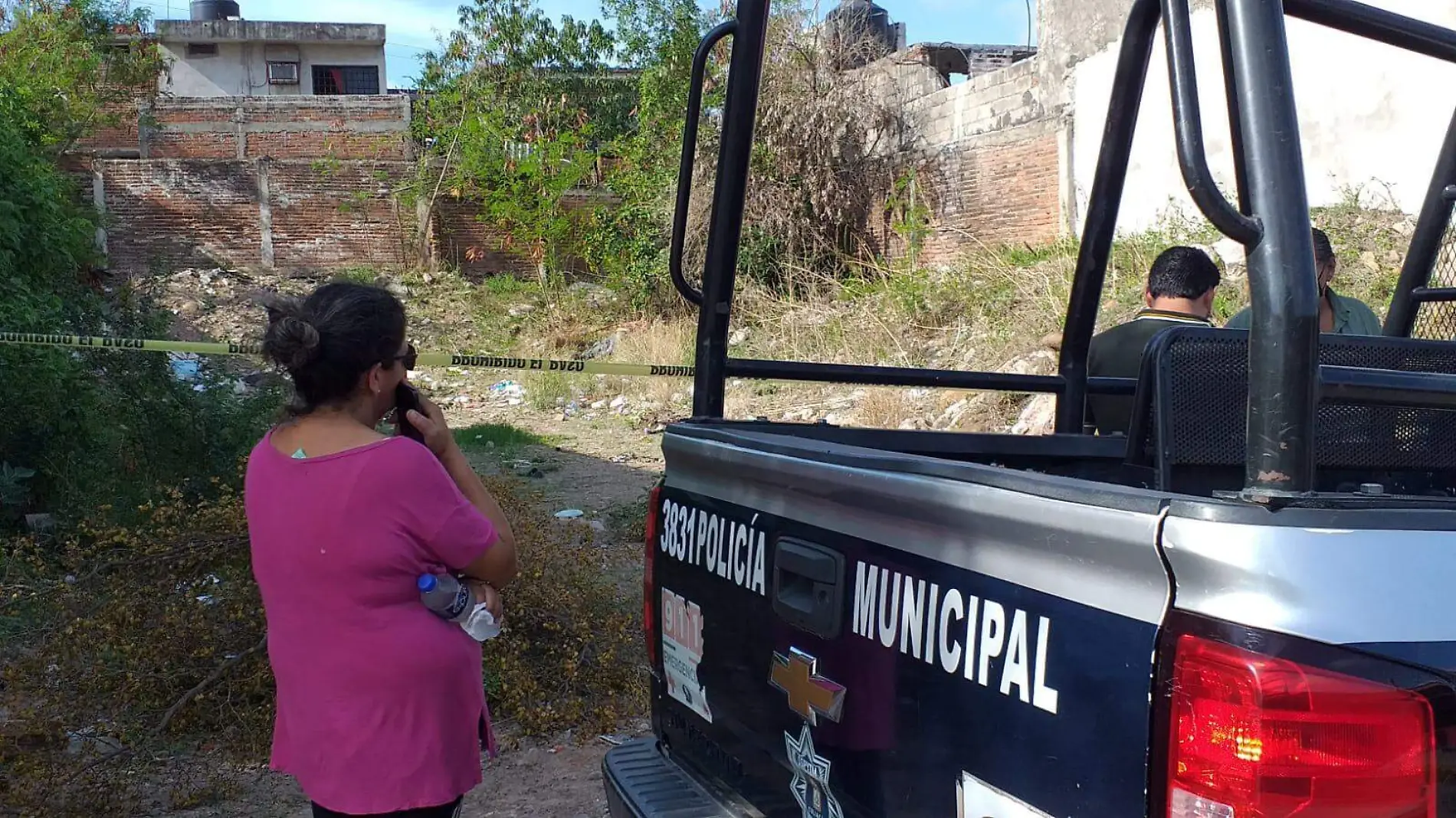 asesinado  en un baldío a un hombre